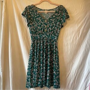 Kaliegh Dress Green/Pink Floral Women’s XS Katy Flutter Sleeve Button Knit